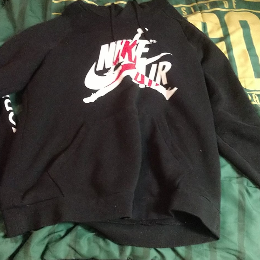 Nike pullover hoodie